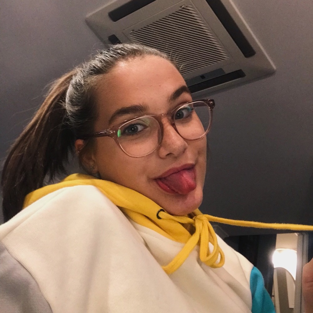 Meet your Posher, Hannah